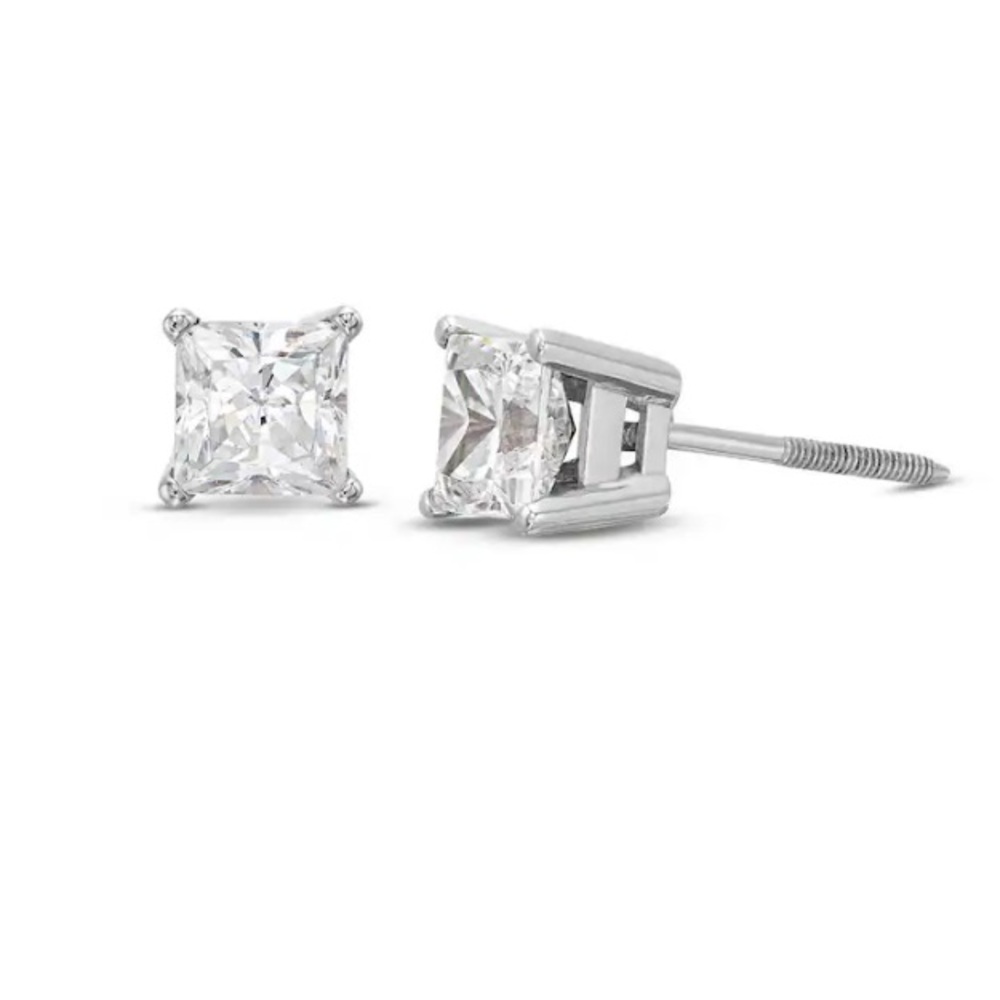 DIAMOND STUD EARRINGS